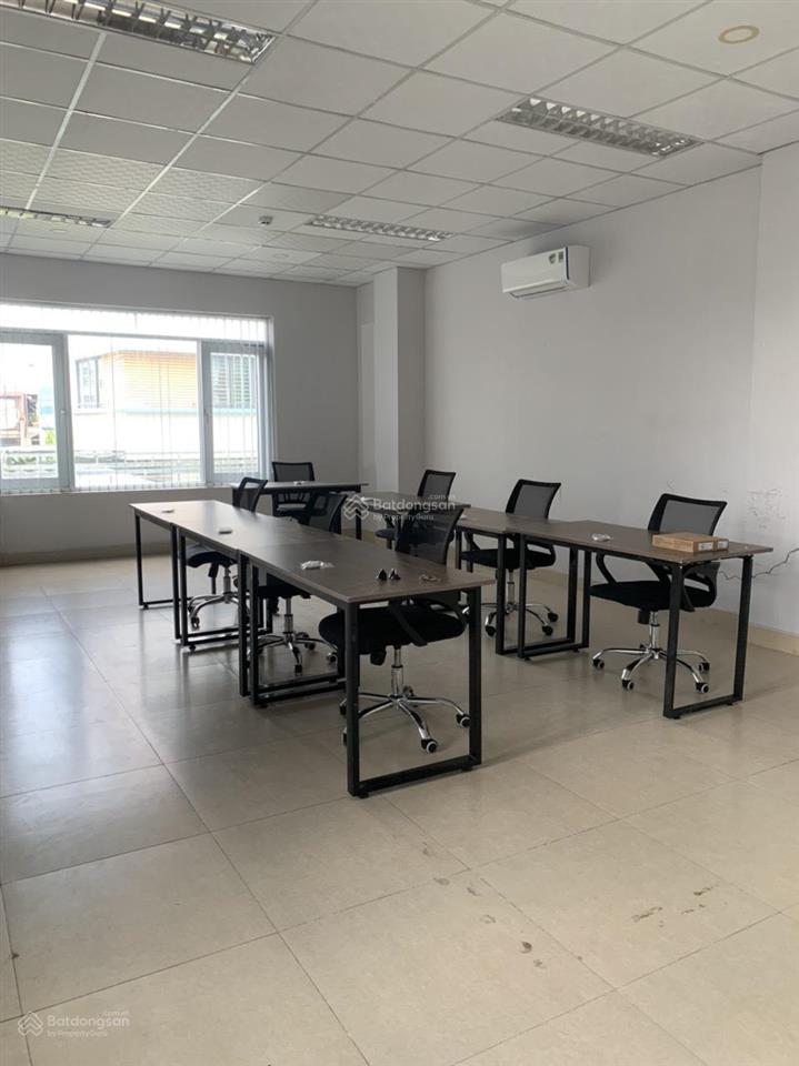 Cho thuê văn phòng nguyễn thế truyện, phường tân sơn nhì, 40m2, giá 9tr. có máy lạnh, đường lớn