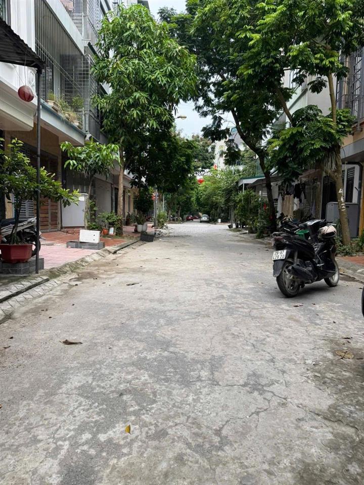 Bán đất dịch vụ kiến hưng, diện tích 50m², gần viện 103, chợ hà đông.