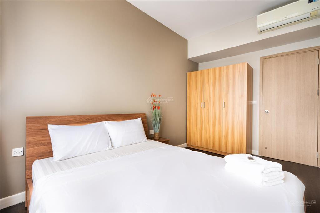 Căn hộ rivergate 75m2, 2pn, 2wc giá 7,7 tỷ nhà full nội thất tầng cao, không bị chắn view