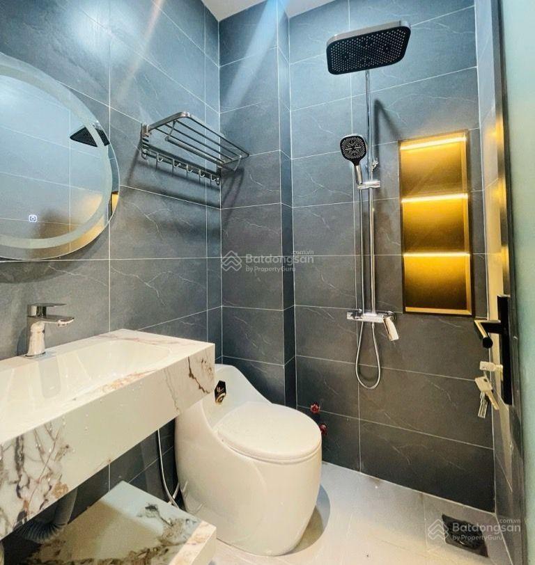 Chỉ hơn 5 tỷ có nhà mới đẹp sát trường tiểu học nguyễn văn thệ, đường tô ngọc vân, quận 12, tp hcm.