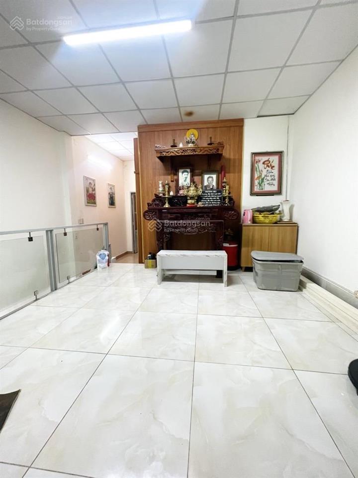 Nhà 2 tầng, 65m2, chỉ nhỉnh 2tỷ có ngay nhà sài gòn
