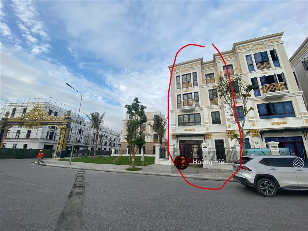 Chuyển nhượng biệt thự song lập góc khu hoàng gia  vinhomes vũ yên, hải phòng.