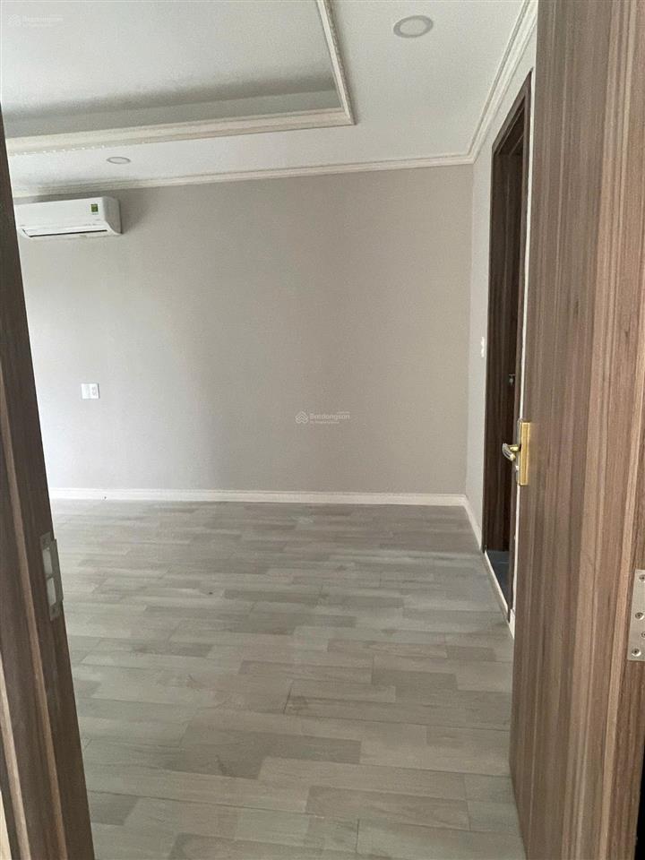 Chính chủ cho thuê căn 3pn 95 m2 chỉ 14tr ở homyland3, căn góc có bancon thoáng mát, như 0934 039 ***