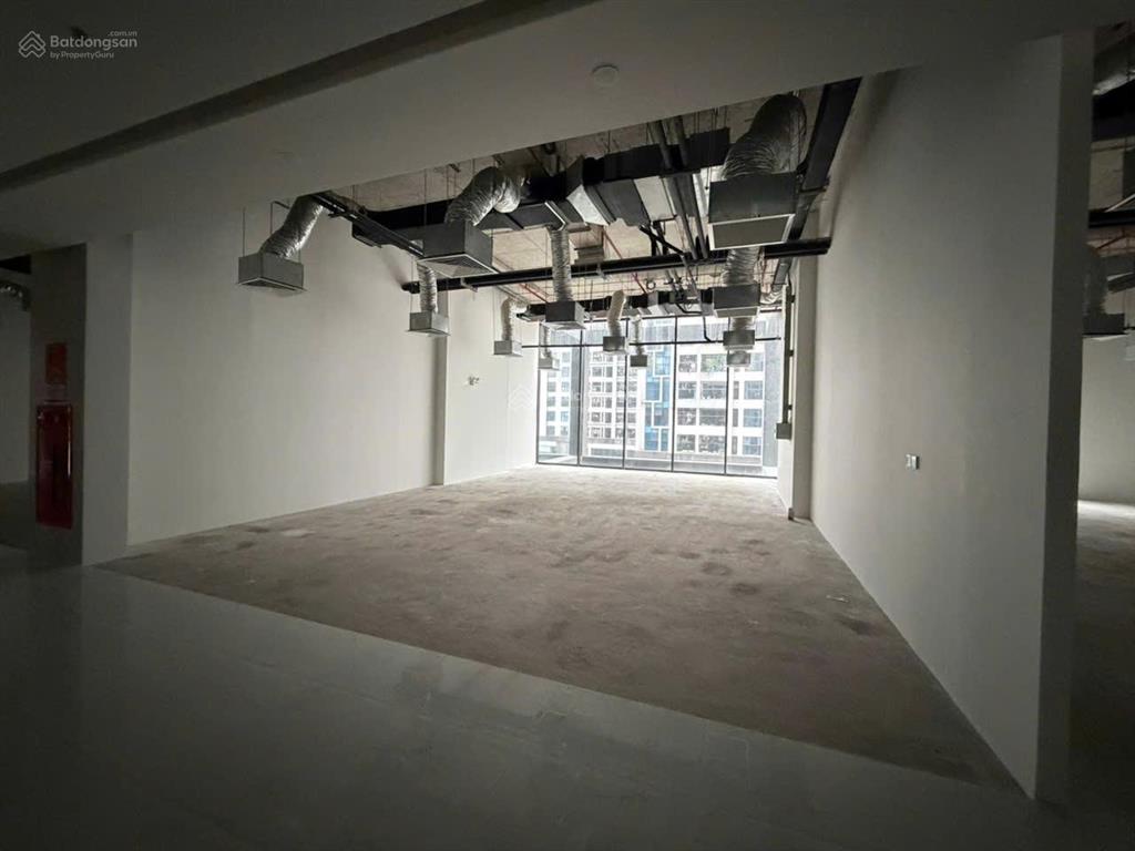 Cho thuê mặt bằng 90m2 tại goldmark city bắc từ liêm giá tốt khu đông dân cư phù hợp văn phòng, spa