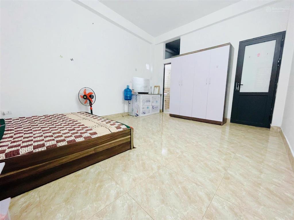 Cho thuê phòng 30m² full nội thất mễ trì thượng, không chung chủ, giá 3,8 triệu