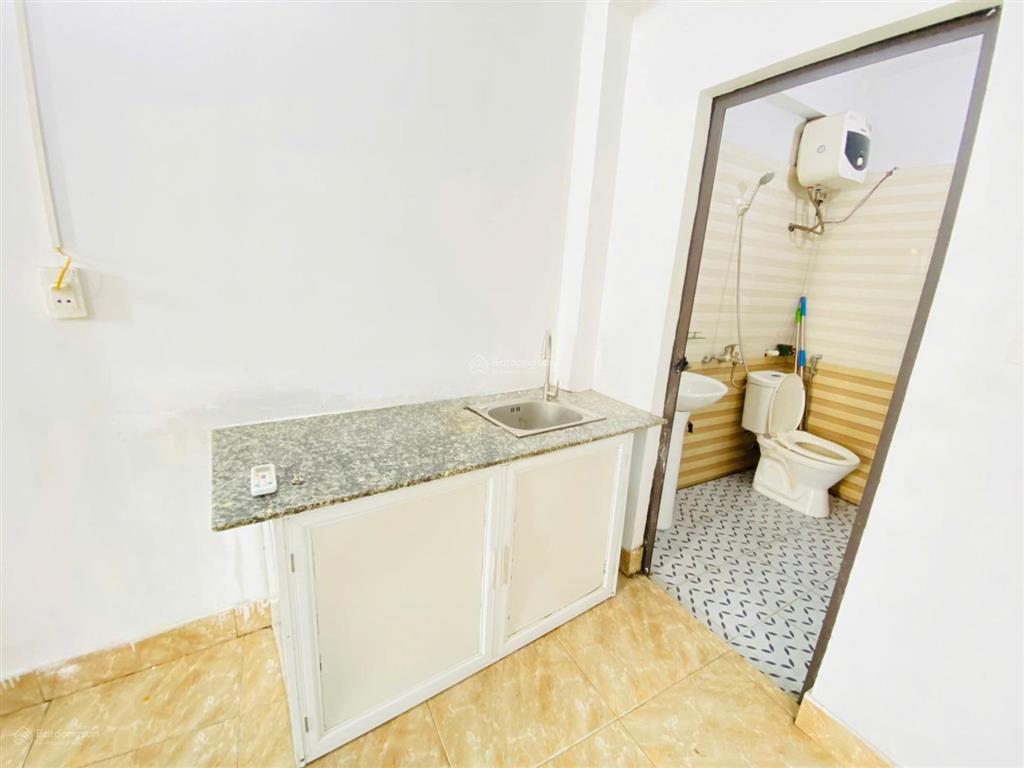 Cho thuê phòng 30m² full nội thất mễ trì thượng, không chung chủ, giá 3,8 triệu