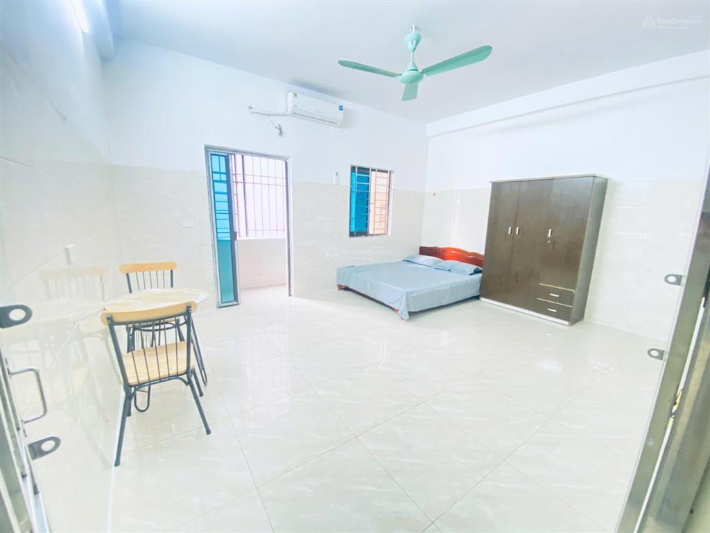 Cho thuê phòng 35m² khép kín, full đồ, giá rẻ gần chợ, tại số 9 ngõ 205/177 xuân đỉnh giá 4tr