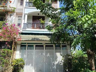 Nhà mặt tiền nam long phú thuận gần chợ phú thuận 5x18m xây 4 tầng có thêm sân vườn 100m2