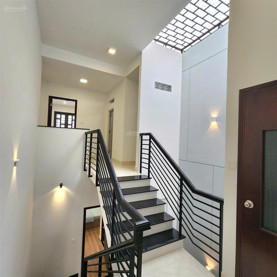 Nhà bán mặt tiền cư xá ngân hàng đường 4f dt 4x19m xây 4 tầng 4x19 4pn