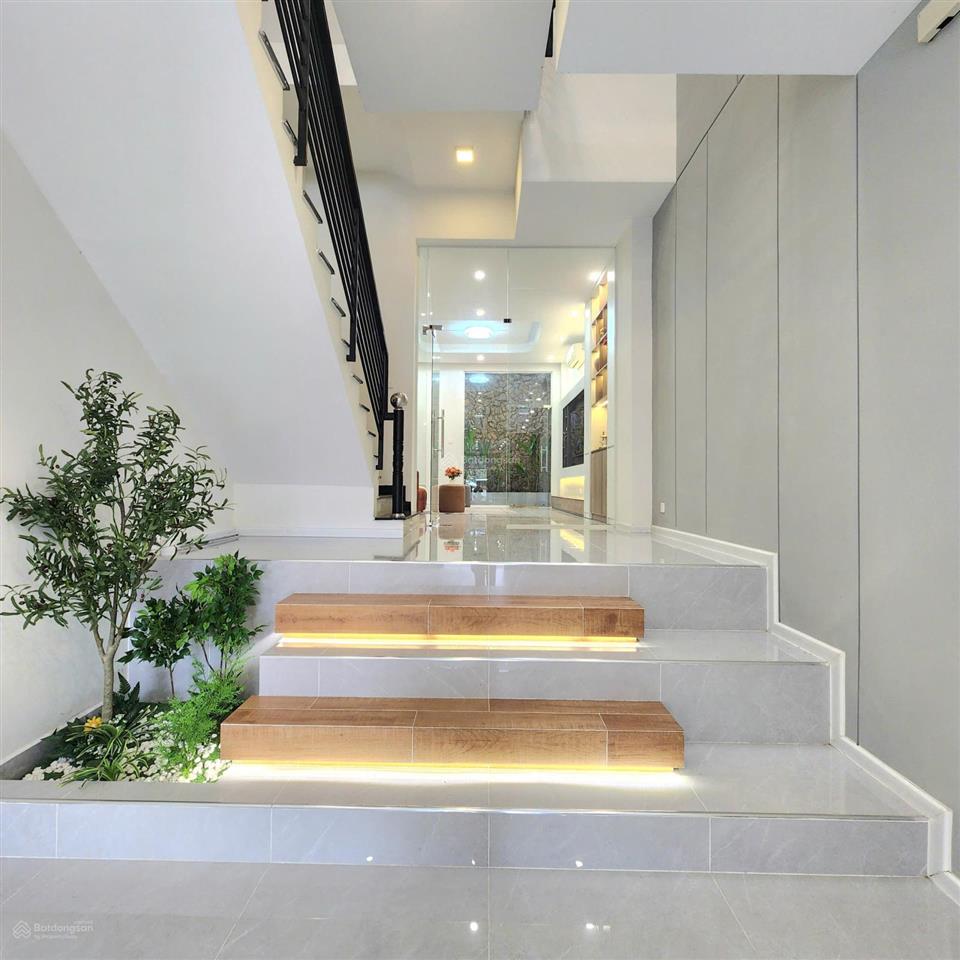 Nhà bán mặt tiền cư xá ngân hàng đường 4f dt 4x19m xây 4 tầng 4x19 4pn