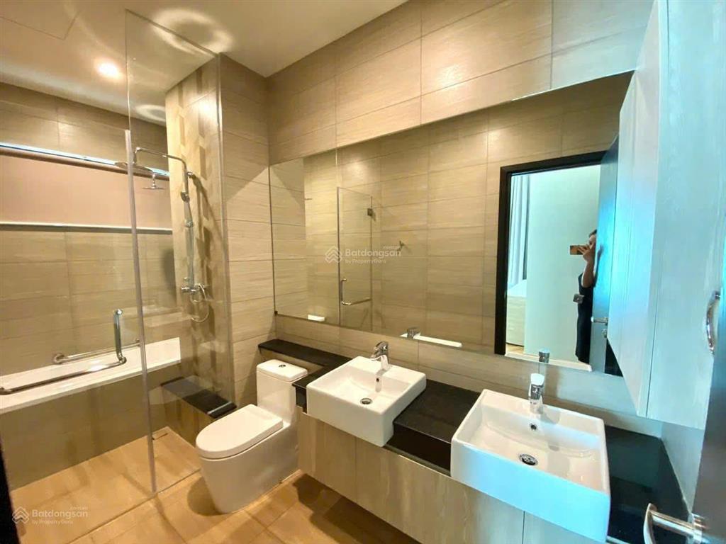 Feliz en vista  căn 4pn tháp somerset đã có sổ hồng. dt 175m2 full nội thất cao cấp. giá 22 tỷ.