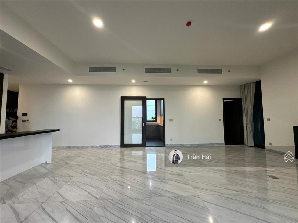 Căn define 3pn 325m2 đặc biệt nhất dự án, vừa có sân vườn và vừa có hồ bơi. giá bán chỉ 42 tỷ allin