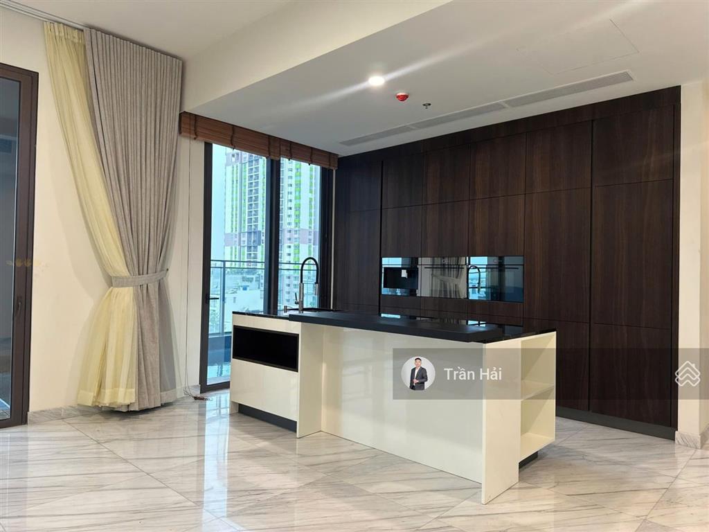 Căn define 3pn 325m2 đặc biệt nhất dự án, vừa có sân vườn và vừa có hồ bơi. giá bán chỉ 42 tỷ allin