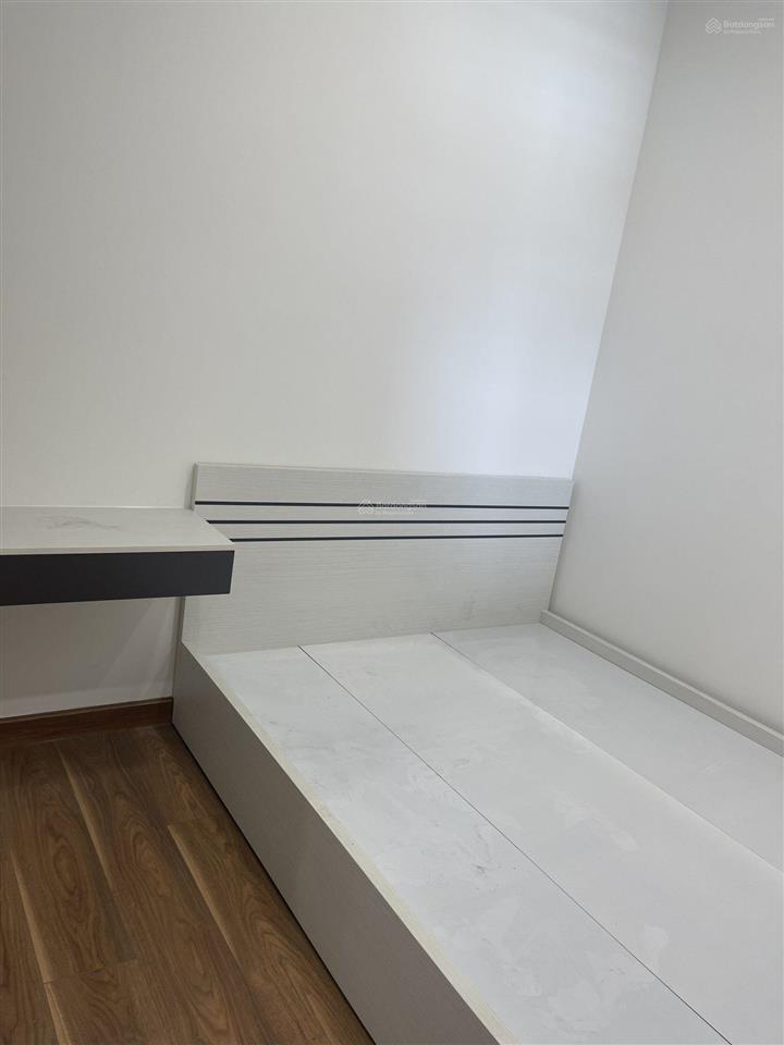 Toàn bộ q7 riverside 2pn2wc em deal giá tốt và nhà rất mới full nt 9tr (có căn góc 69m2) 0932 139 ***
