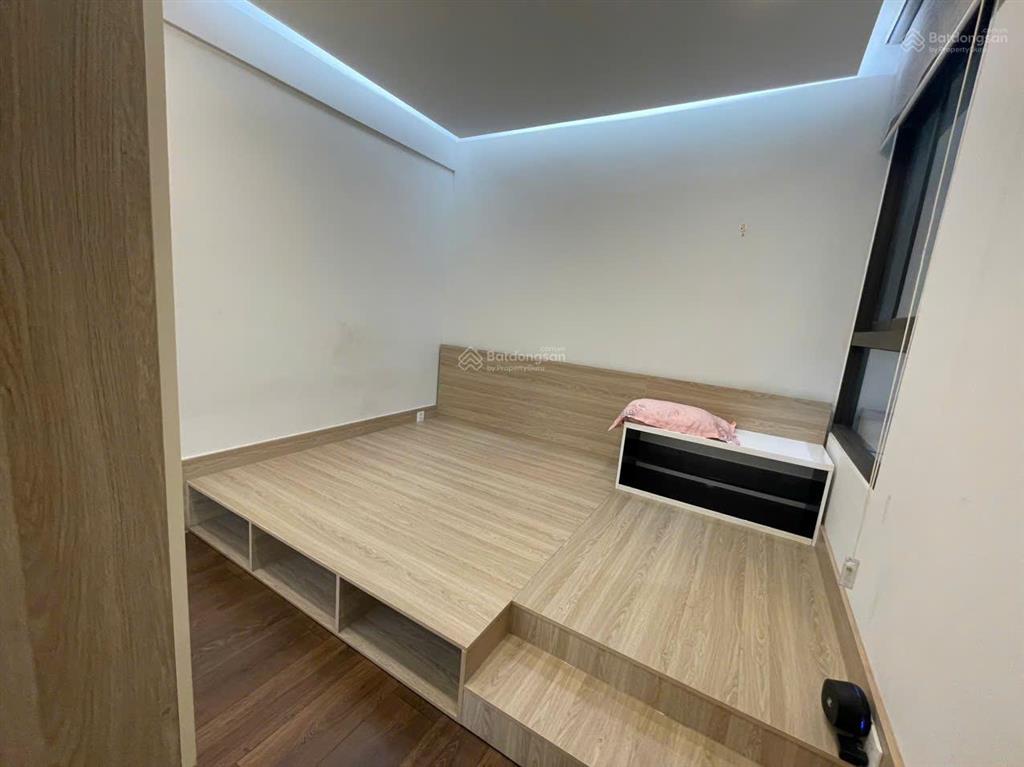 Nhà mới keng! cho thuê 3pn opal boulevard  full nt, tầng trung gió mát giá chỉ 15 triệu/ tháng