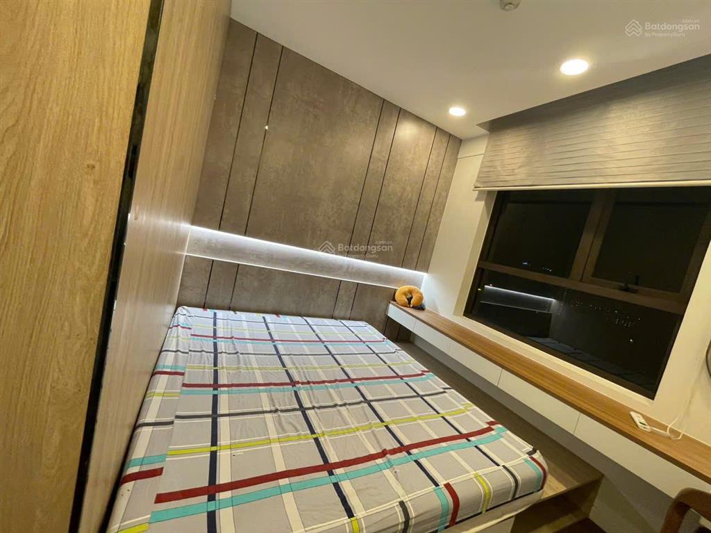 Nhà mới keng! cho thuê 3pn opal boulevard  full nt, tầng trung gió mát giá chỉ 15 triệu/ tháng