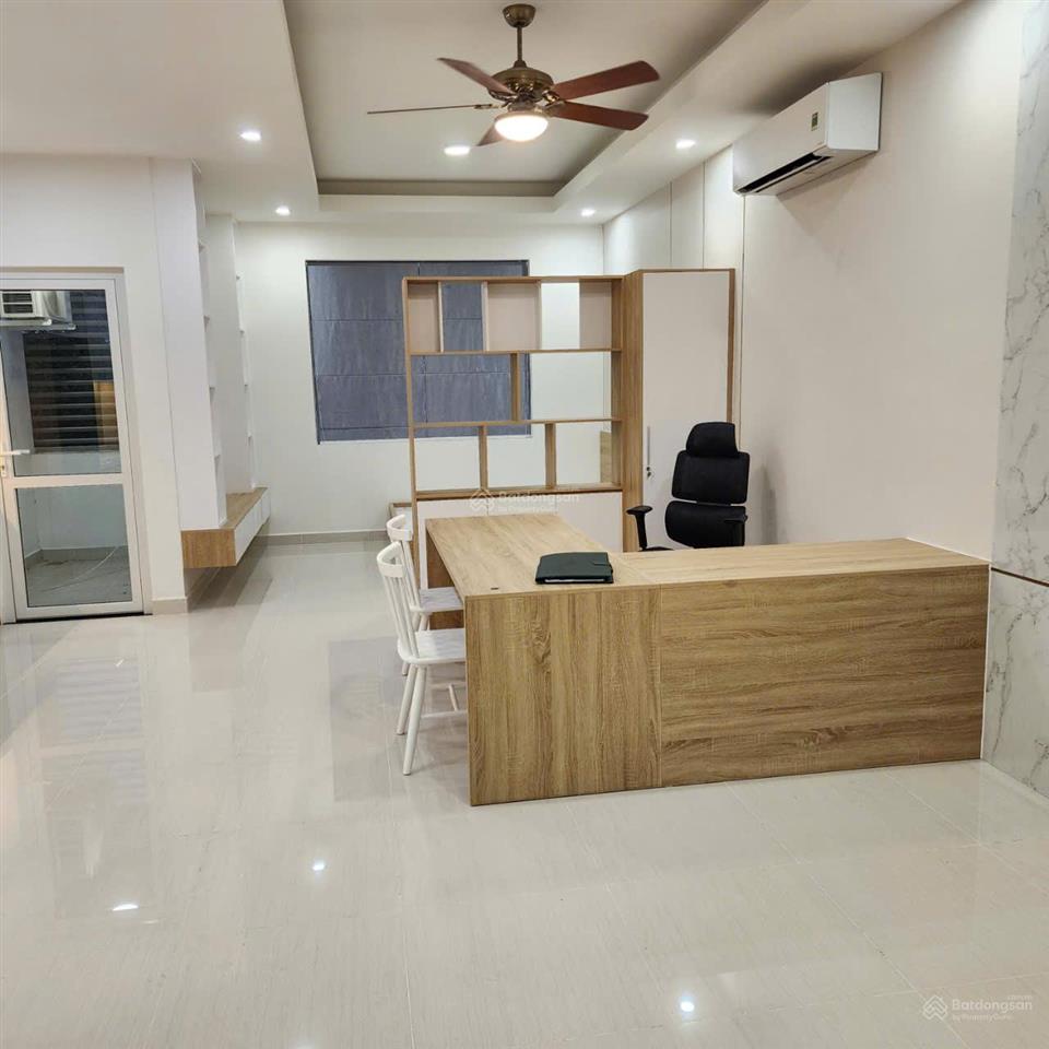 Bán officetel tại lavita charm, giá tốt 2,3 tỷ, căn hiếm,  0932 139 ***