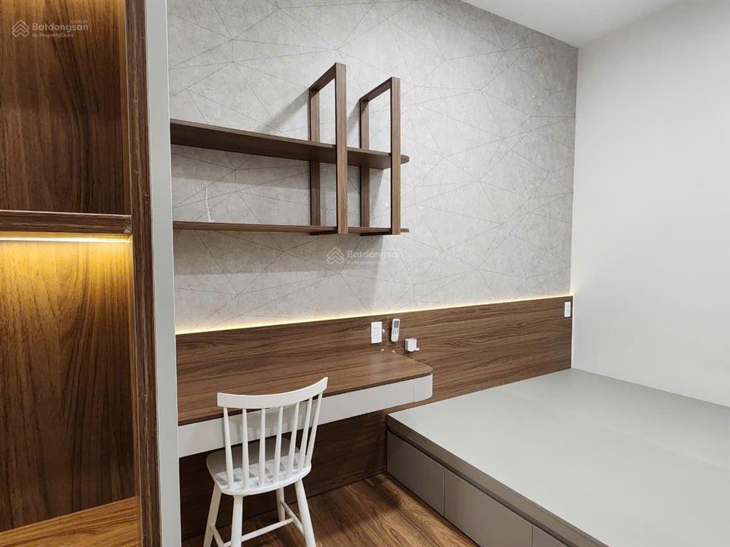 Thuê 2pn q7 riverside full nội thất đẹp thì  em nhi chỉ 11 triệu/tháng, giá tốt chốt liền