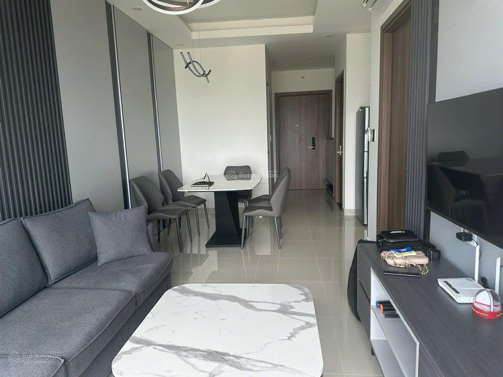 Thuê 2pn q7 riverside full nội thất đẹp thì  em nhi chỉ 11 triệu/tháng, giá tốt chốt liền