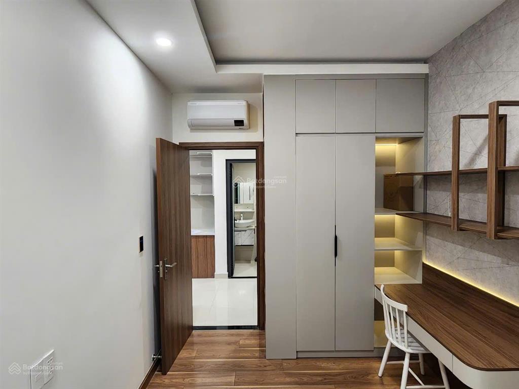 Thuê 2pn q7 riverside full nội thất đẹp thì  em nhi chỉ 11 triệu/tháng, giá tốt chốt liền