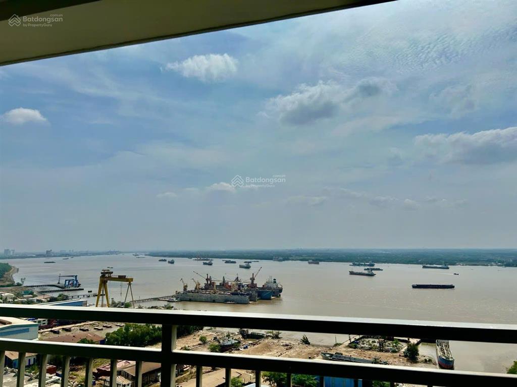 Bán căn q7 riverside 2pn 2wc 3,6 tỷ 68m2, view sông, ráp căn tốt 0932 139 ***