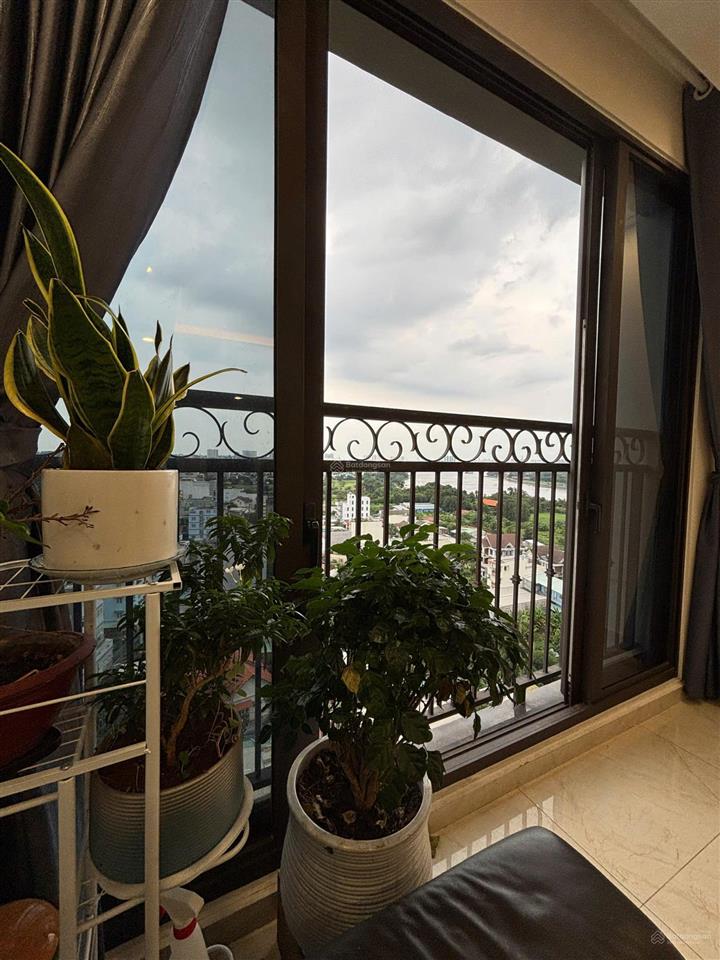 Chủ gửi bán căn 2pn 2wc full nt ở chung cư st moritz phạm văn đồng, 78m2, giá 4 tỷ.  0932 139 ***