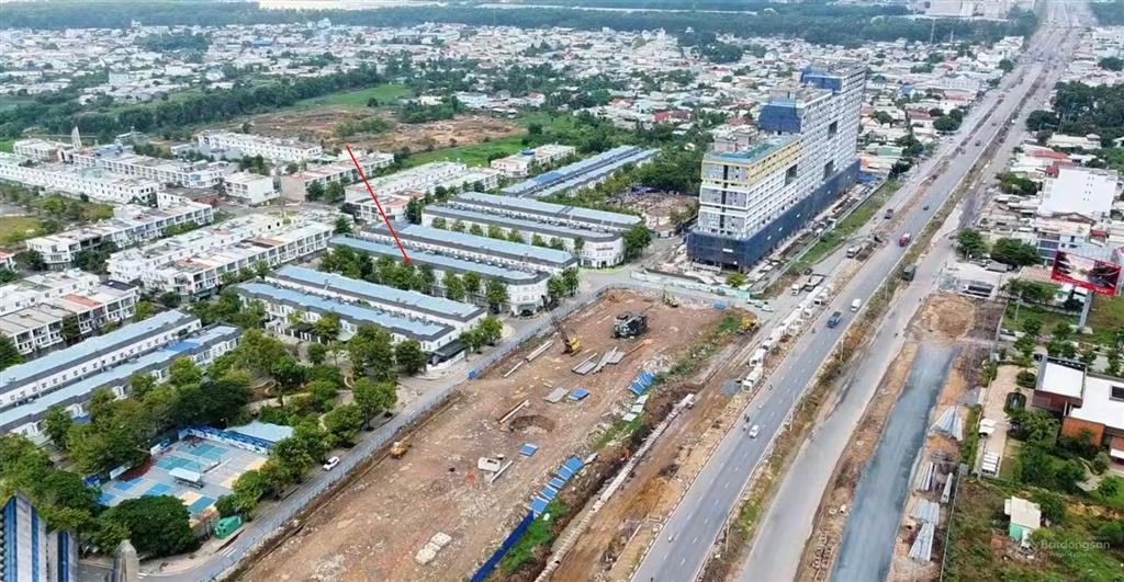 Bán shophouse thăng long home hiệp phước sổ đỏ chính chủ 222,7m², hướng đông nam mát mẻ vị trí đẹp.