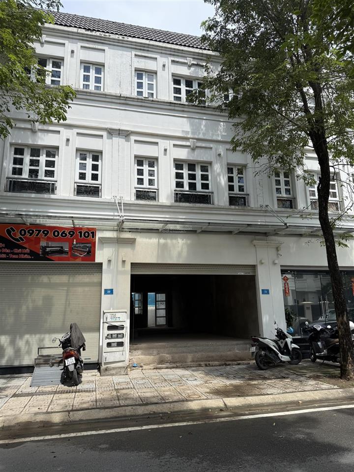 Bán shophouse thăng long home hiệp phước sổ đỏ chính chủ 222,7m², hướng đông nam mát mẻ vị trí đẹp.