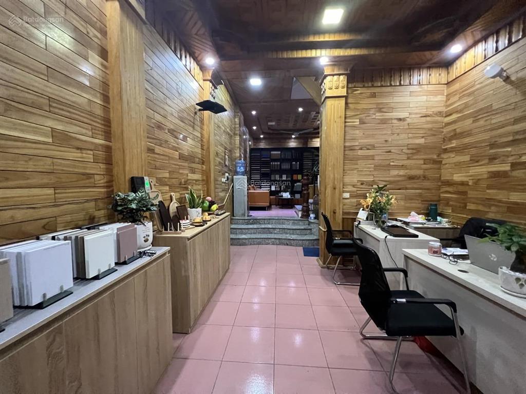 Cho thuê nhà 5 tầng ngõ 1 đồng me