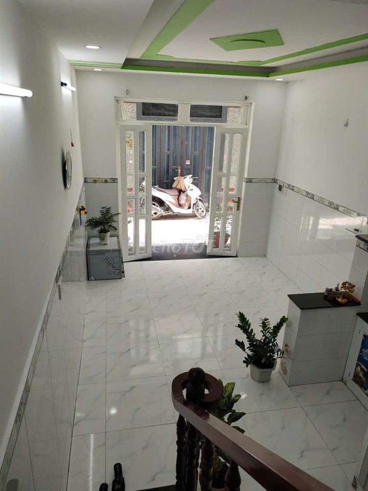 Bán nhà 1 trệt 1 lầu gần khu công nghiệp Xuyên Á, ngã ba Mỹ Hạnh
