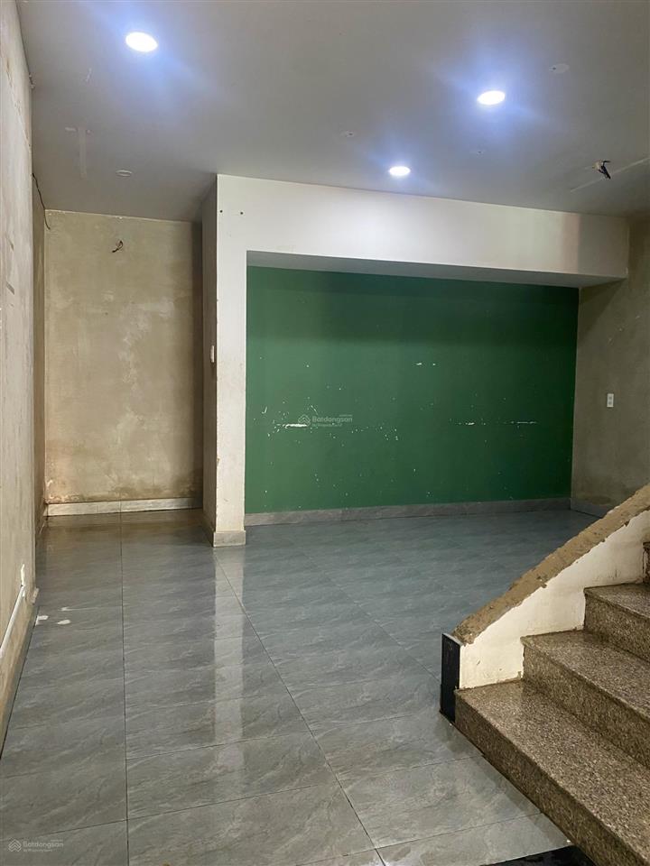 Cho thuê nhà mặt phố số 10 nguyễn xí, bình thạnh
