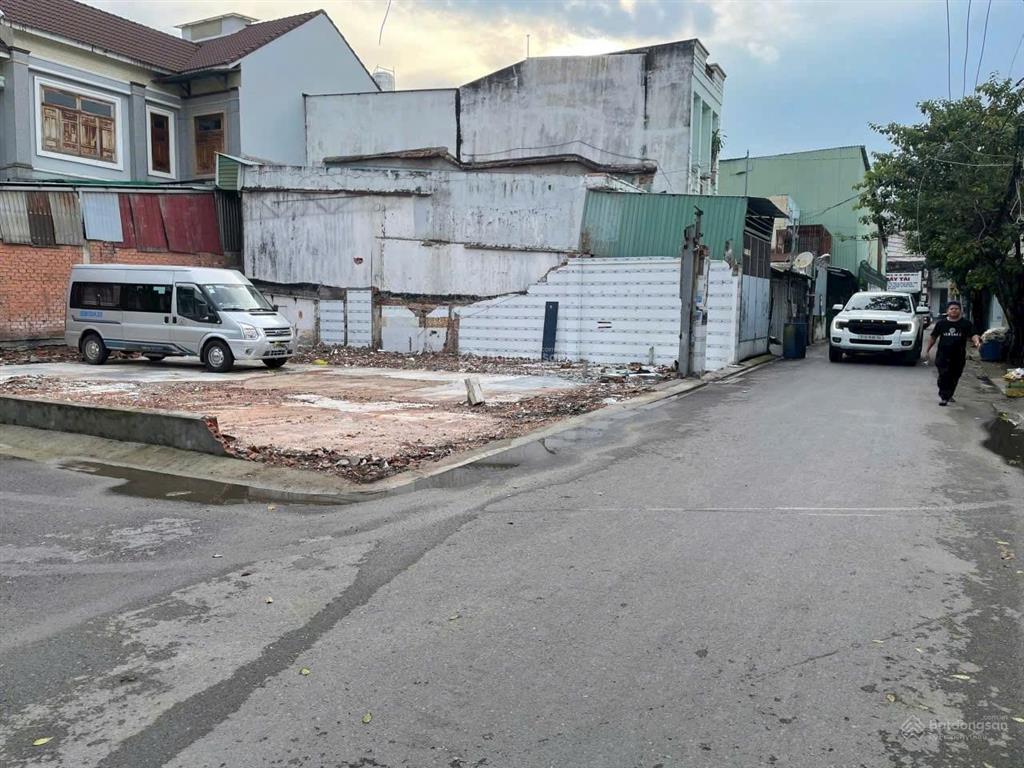 3 lô đất đẹp mt đường 44 xe tải vào tận nơi xây được 5 tấm