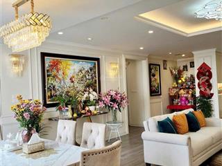 Cần bán căn hộ 4pn+1, 3wc rộng 158m2 chung cư amber riverside  chỉ 13 tỷ hơn.  0914 390 ***