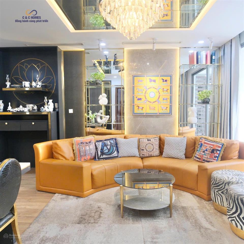 Bán căn hoa hậu vip nhất park hill rộng 87m2  ban công nam, nội thất luxury như ảnh.  0914 390 ***
