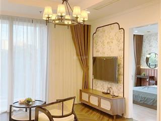 Chính chủ bán căn 2pn nội thất đẹp tại chung cư udic 122 vĩnh tuy chỉ 5 tỷ hơn.  0914 390 ***
