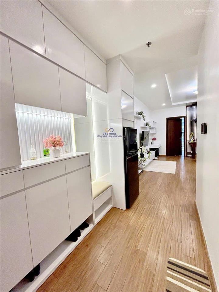 Rẻ nhất timescity  căn hộ 1pn ban công nam tại t08  giá chỉ 5 tỷ hơn.  0914 390 ***