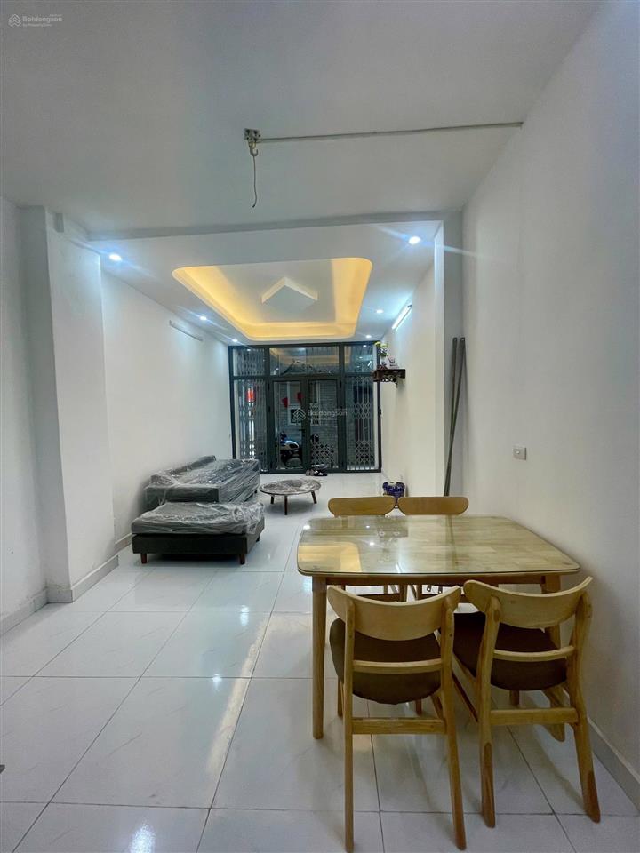 Cho thuê nhà riêng quận cầu giấy sửa mới đẹp