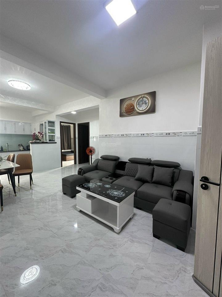 Chính chủ bán căn hộ góc gần đường hậu giang 68m 2pn quận 6