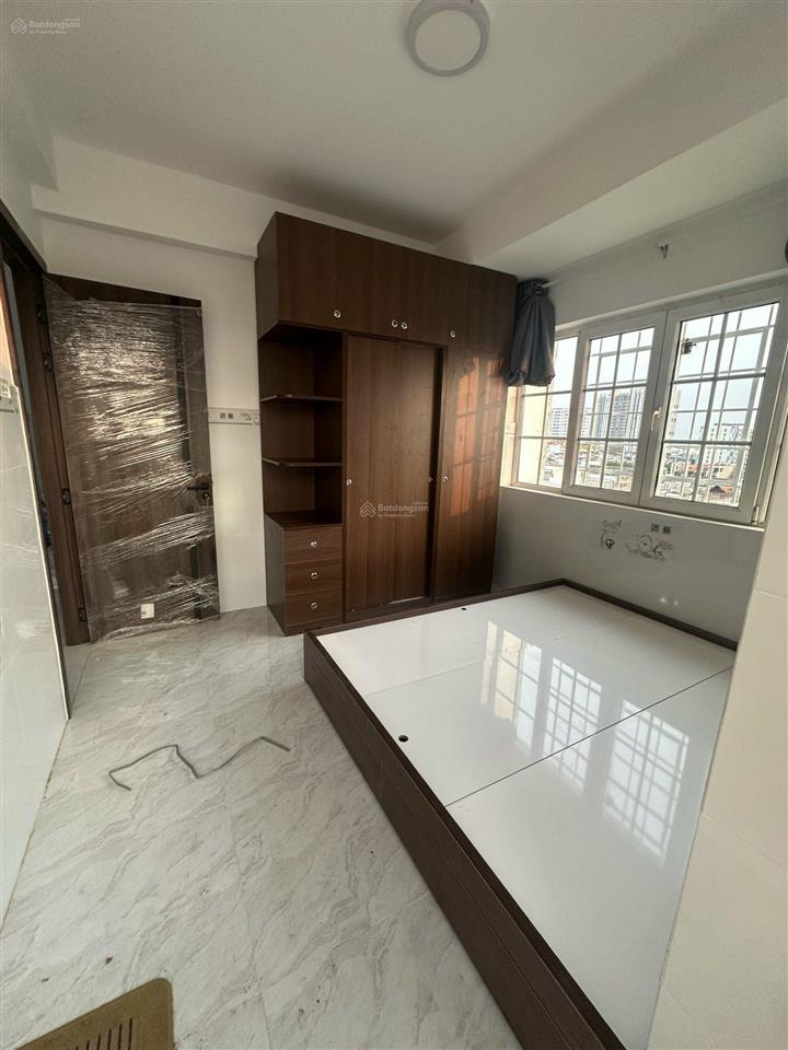 Chính chủ bán căn hộ góc gần đường hậu giang 68m 2pn quận 6