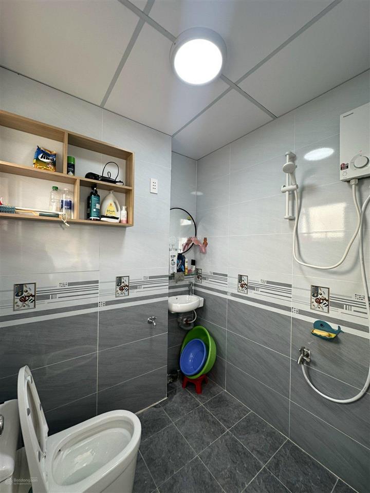 Chính chủ bán căn hộ góc gần đường hậu giang 68m 2pn quận 6