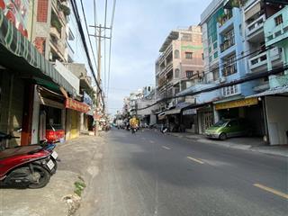 Nhà mặt tiền đường lạc long quân. 5 tầng mới đẹp. 3,9m x 14m. dt đất 50m vuông.