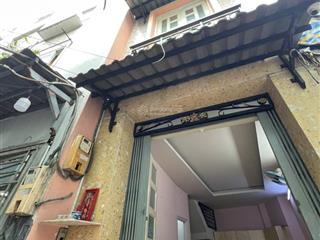 Cho thuê nhà mới đẹp. đường 3/2, q10. 4 tầng. 3 phòng ngủ