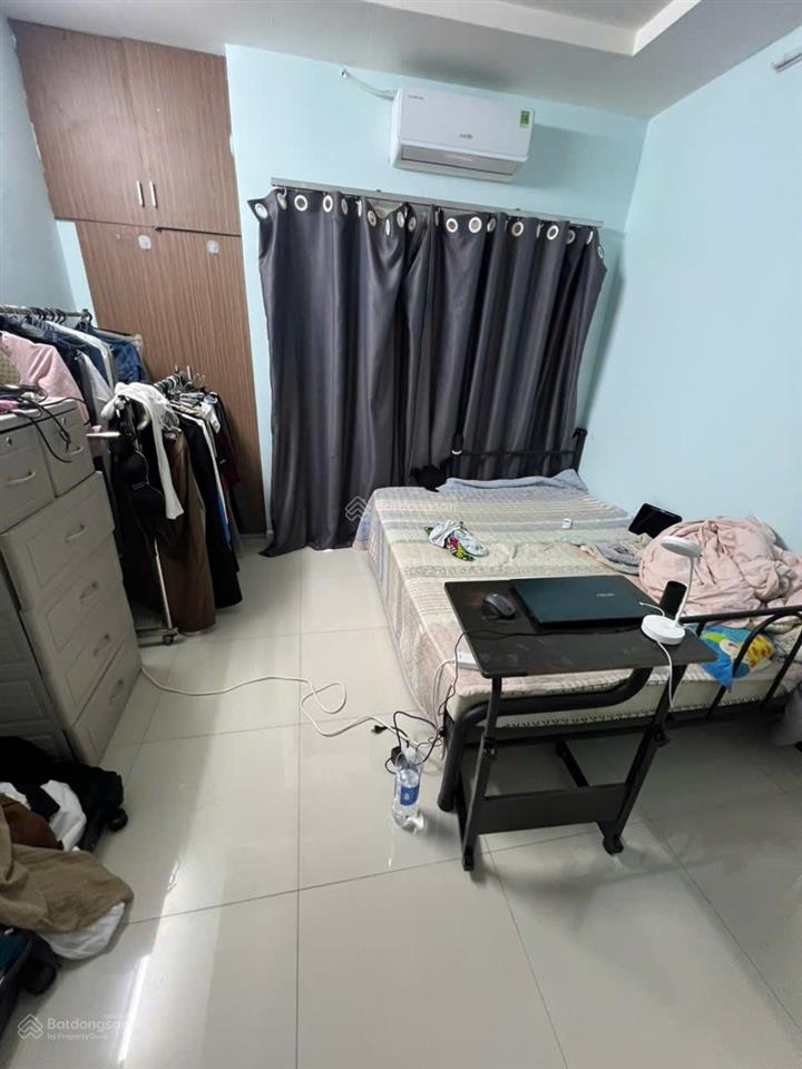 Bán gấp nhà hẻm xe hơi 8m  quận 10  65m vuông đất