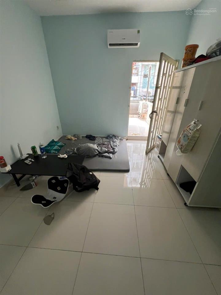 Bán gấp nhà hẻm xe hơi 8m  quận 10  65m vuông đất