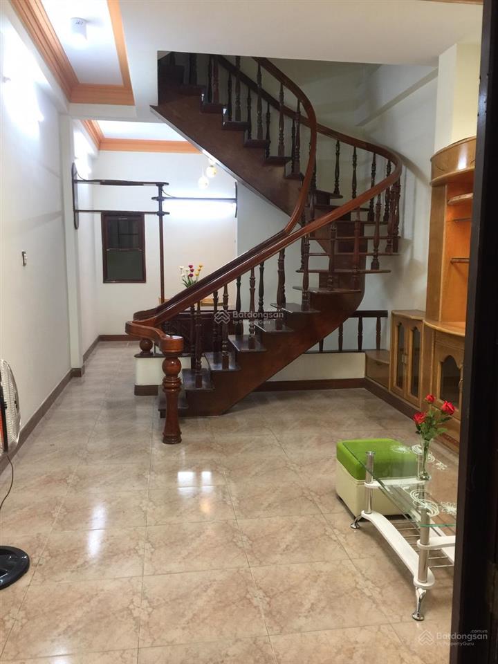 Bán nhà mặt tiền lý thái tổ, p.8, q.10. 4 tầng lầu. giá chỉ 8,5 tỷ