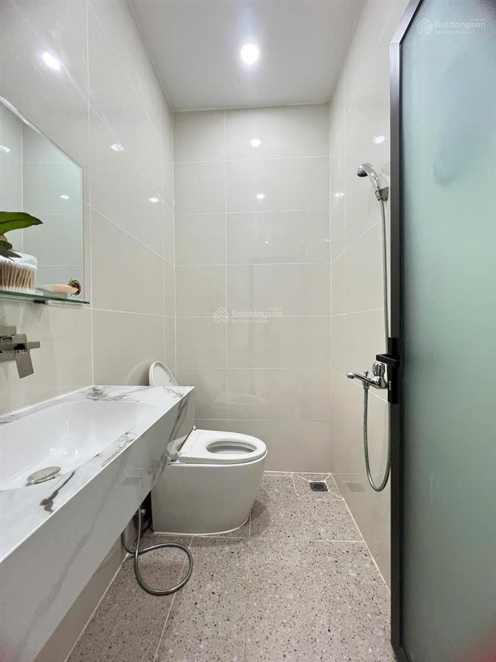 Bán nhà hẻm xe hơi 3 tầng mới đẹp. full nội thất. hẻm 7a thành thái, q.10. nhỉnh 11 tỷ