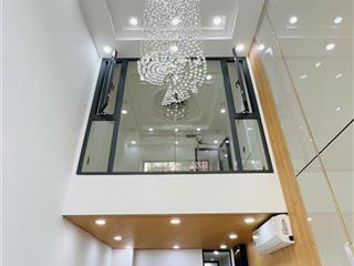 Bán nhà mới đẹp 5 tầng full nội thất. có thang máy. quận 3
