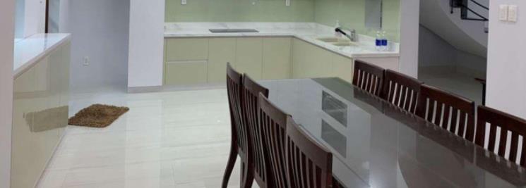 Bán nhà mặt tiền chợ tân bình  4,2m x 19m. nh 4,5m. 5 tầng. đang có hợp đồng thuê 20tr/tháng