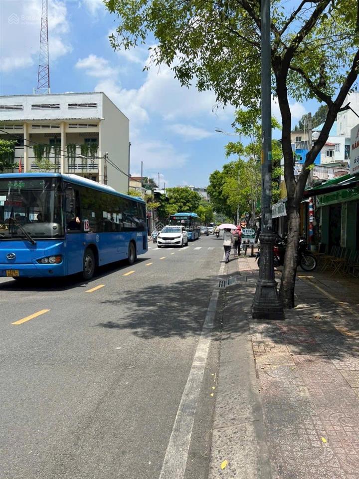 Mặt tiền kinh doanh số 11a phạm viết chánh, p. nct, q.1  3 tầng nhà mới đẹp