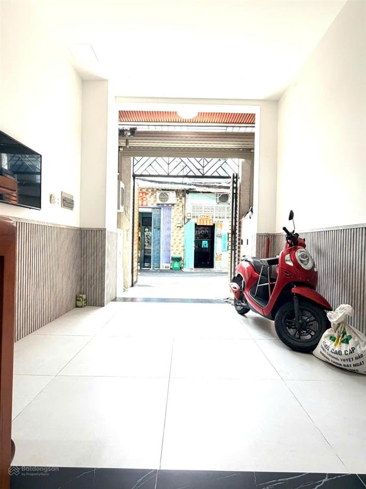 Bán nhà mới đẹp hẻm xe tải  mai xuân thưởng. 4 tầng lầu. 3.5m x 18m. nở hậu 7,6m. dtcn 90m.